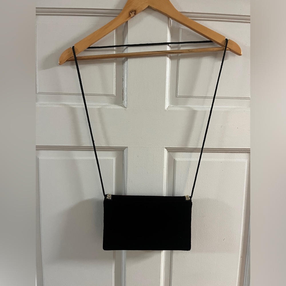 90s classic glam black velvet & gold beaded purse - Picture 5 of 5